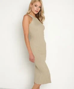 Line & Dot Dresses><noscript><img width=