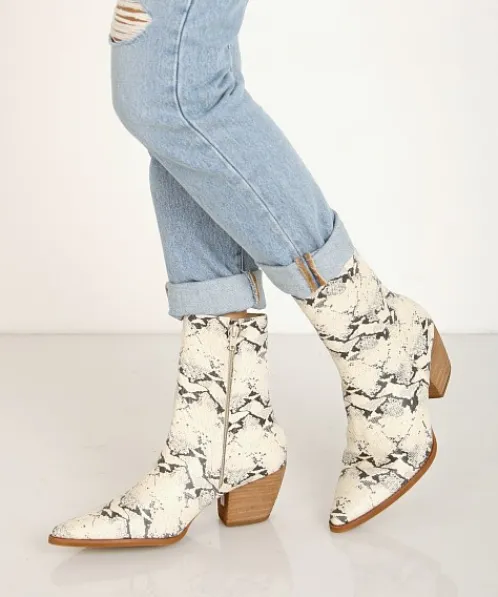 Matisse Boots>Caty Boot Snake Black/White Print