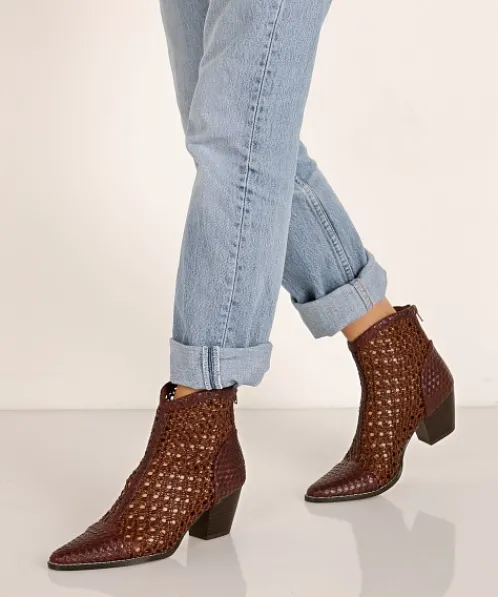 Matisse Boots>Caught Up Boot Saddle