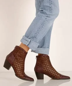Matisse Boots>Caught Up Boot Saddle