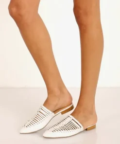 Matisse Flats><noscript><img width=