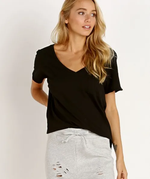n: PHILANTHROPY Tops>Lynne V Neck Black Cat
