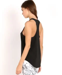 Onzie Tops><noscript><img width=