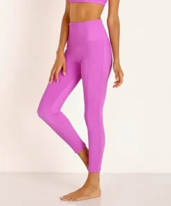 Onzie Bottoms><noscript><img width=