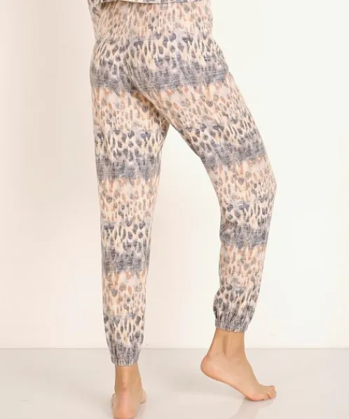 Onzie Pants | Pants>Weekend Sweatpant Safari