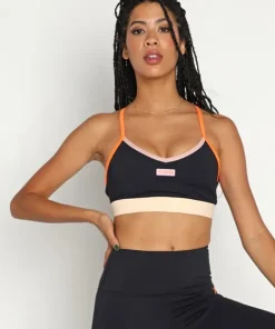 PE NATION Sports Bras>Game Card Sports Bra Black
