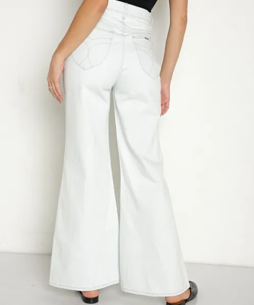 Rollas Pants>Elle Super Flare Bleach Blue