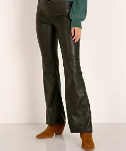 Show Me Your Mumu Pants><noscript><img width=