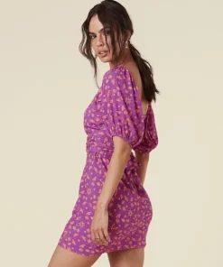 Spell Dresses><noscript><img width=
