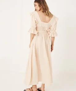 Spell Dresses><noscript><img width=