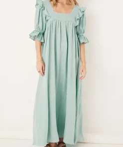 Spell Dresses><noscript><img width=