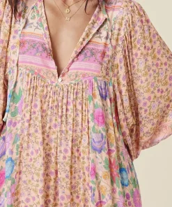 Spell Dresses><noscript><img width=