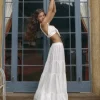 Spell Tops>Rose Garden Crop White