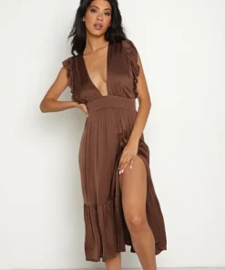 Stillwater Dresses>The Jessie Midi Chocolate