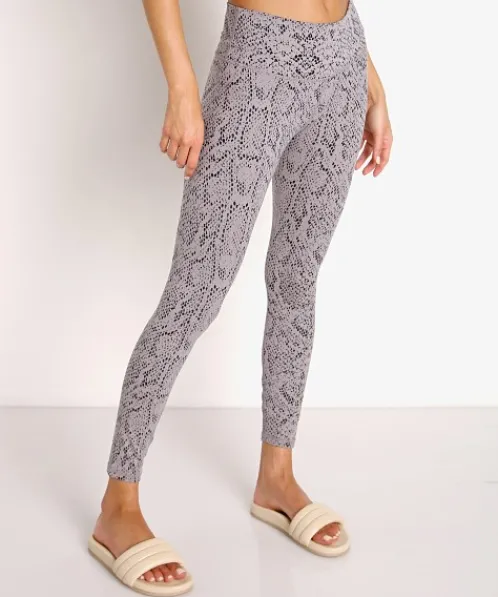 Varley Bottoms>Century Legging Silversnake