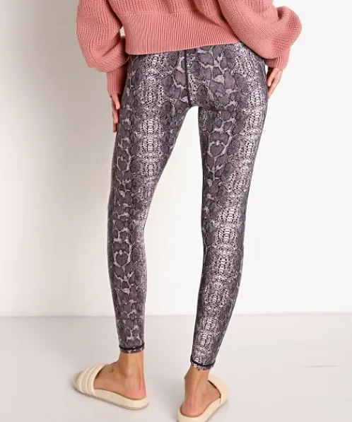 Varley Bottoms>Luna Legging Blush Boa