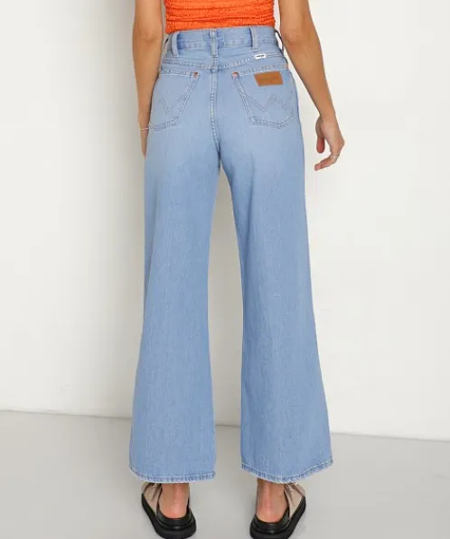 Wrangler Pants>World Wide 661 High Rise Wide Leg Crysal Ice