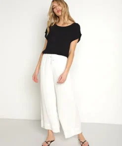 Z Supply Tops>Ollie Crinkled Top Black