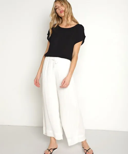 Z Supply Tops>Ollie Crinkled Top Black
